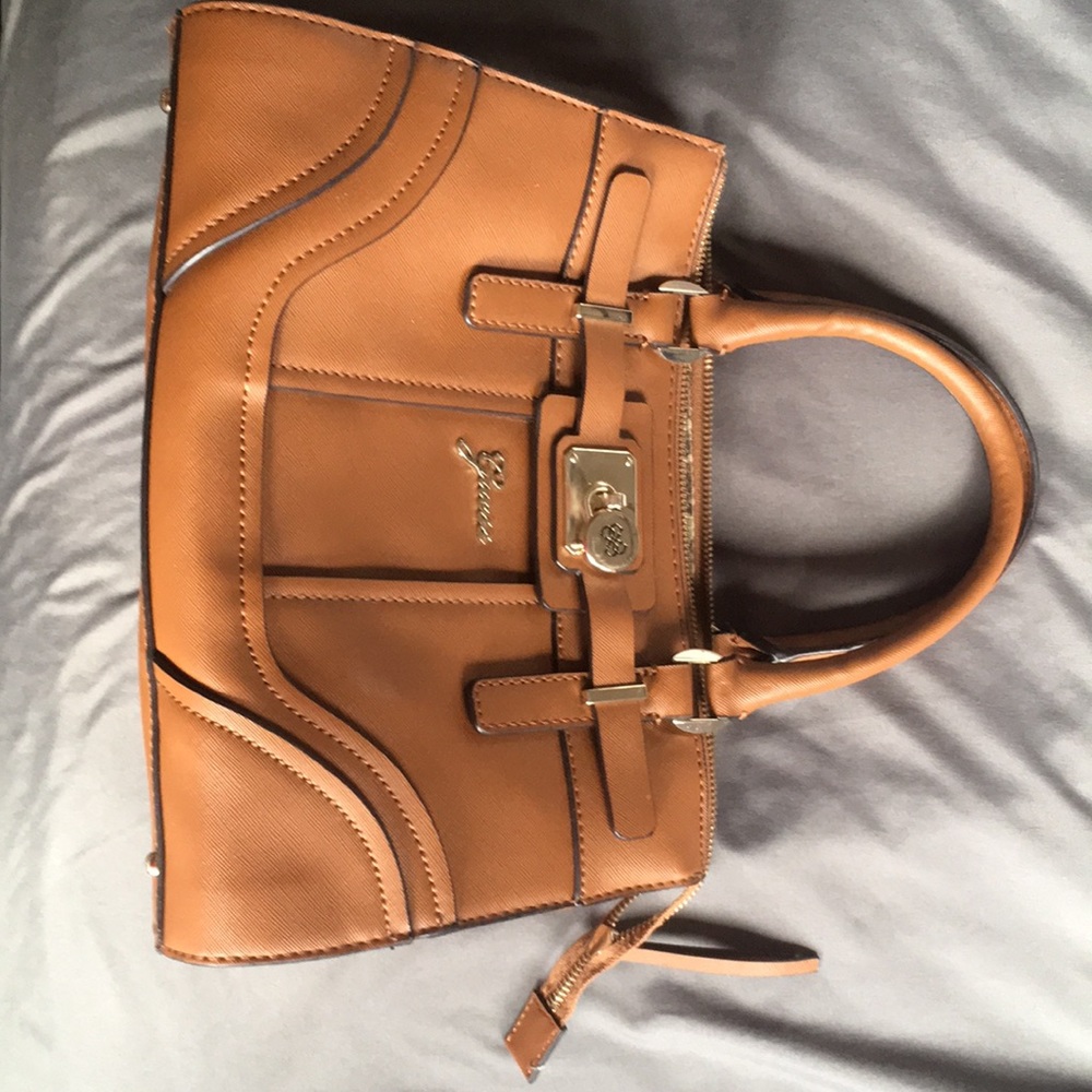 Guess purse